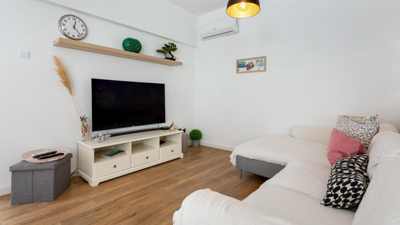 Faro Getaway W/ Big Balcony By Lovelystay Zewnętrze zdjęcie